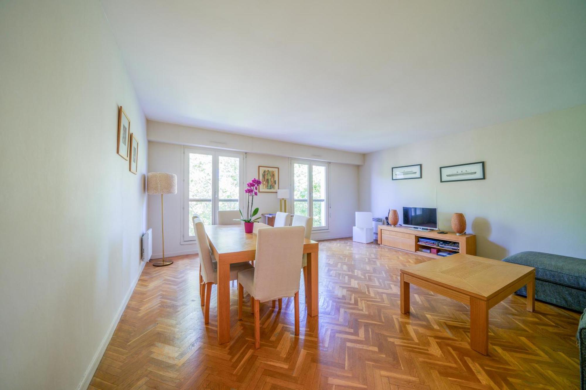 Appartement Tours Centre Avec Parking 4 P Экстерьер фото