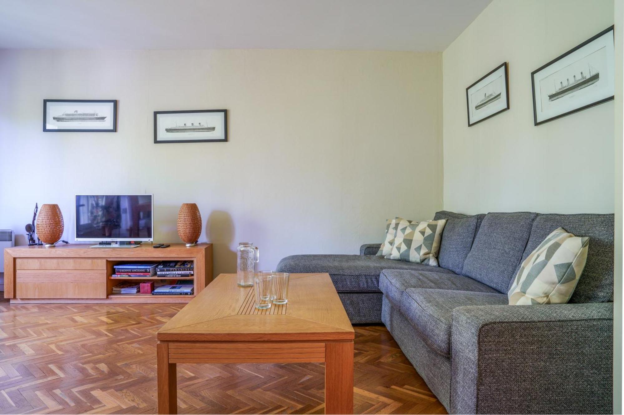 Appartement Tours Centre Avec Parking 4 P Экстерьер фото