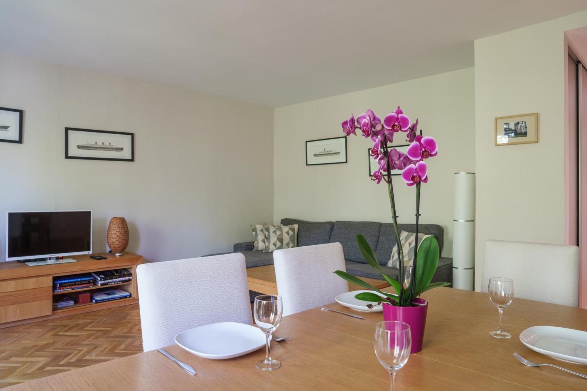 Appartement Tours Centre Avec Parking 4 P Экстерьер фото